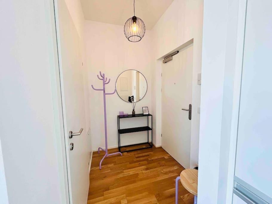 Designer Flat To Feel Good In *
