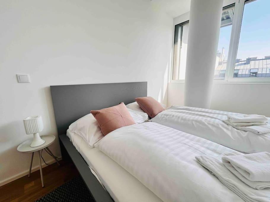 Designer Flat To Feel Good In Apartment