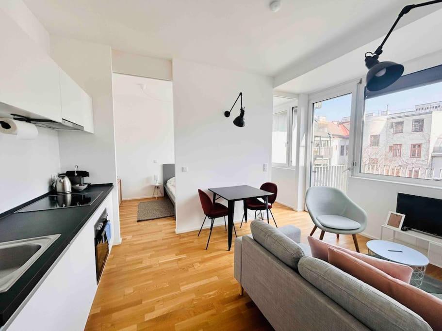 Designer Flat To Feel Good In Wien